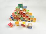 Cuburi educative Set 26 piese Montessori Litere-Cifre ABC