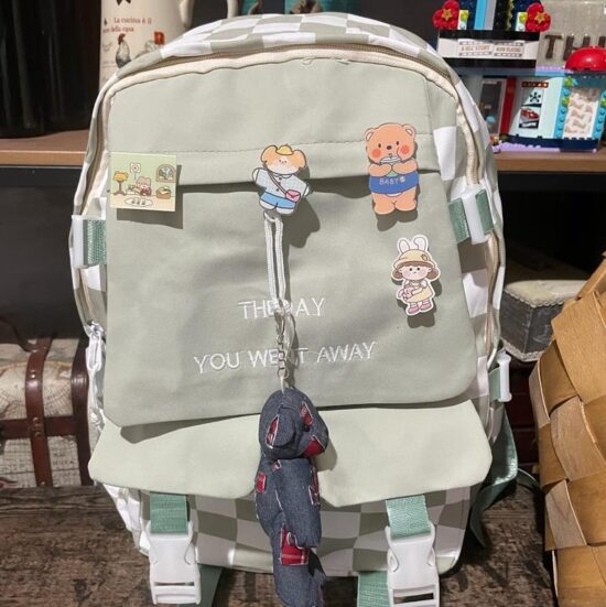 rucsac-scolar-cu-buzunare-inchise-bretele-reglabile-model-sah