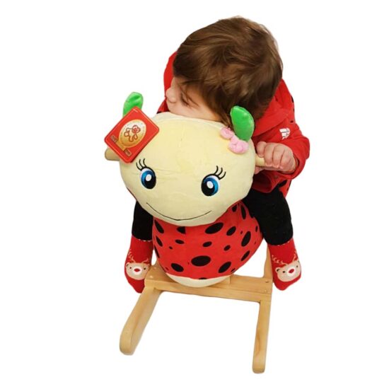 Balansoar muzical Buburuza cu spatar din plus cu manere