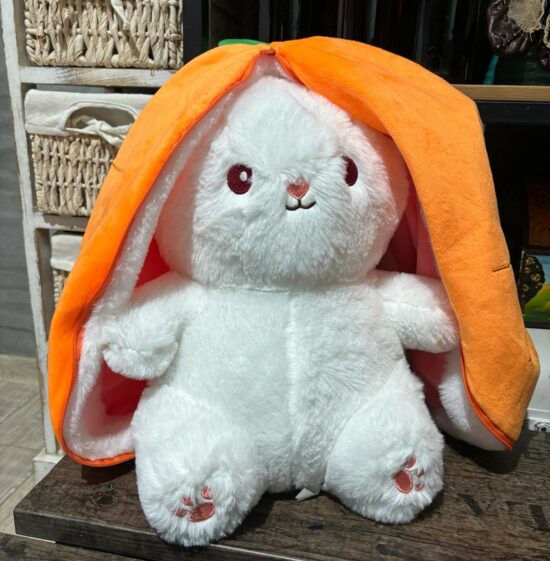 Jucarie plus Iepurasul imbracat Morcovul surpriza cu fermoar