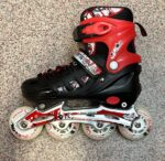 Role reglabile Negru Pozitionarea rotilor in linie Lumini roata fata