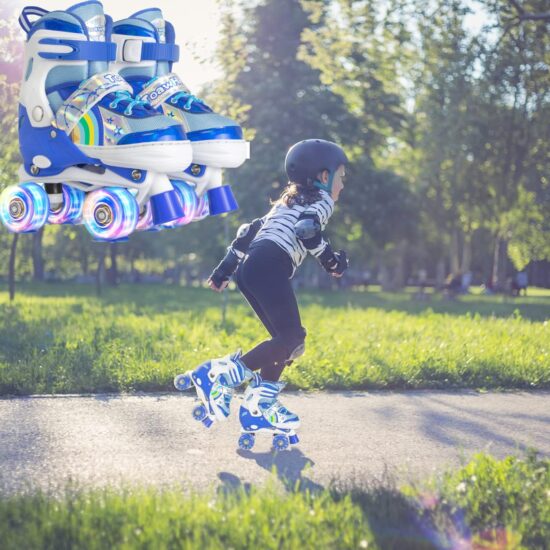 Role 4 roti Copii incepatori reglabile Lumini Frana de siguranta Role 4 roti Copii incepatori reglabile Lumini Frana de siguranta