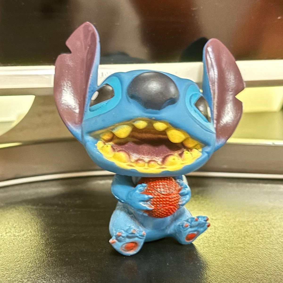 Jucarii Figurina Stitch cu Minge personaje desene animate Lilo