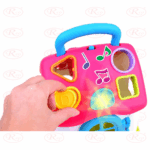 Jucarie educativa Casuta Roz Muzicala cu forme geometrice colorate