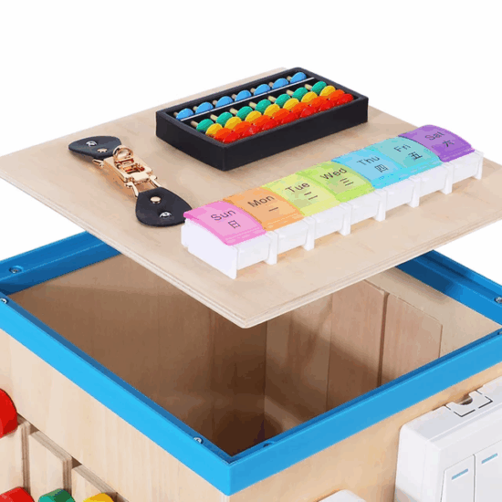 Cub Busy Board cu Mecanisme Jocuri educative Incuietori