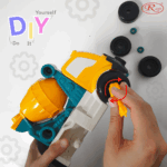 Jucarie pentru motricitate DIY Betoniera demontabila Asambleaza