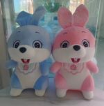 Jucarie din plus Iepurasul Vesel cu bavetica pentru copii