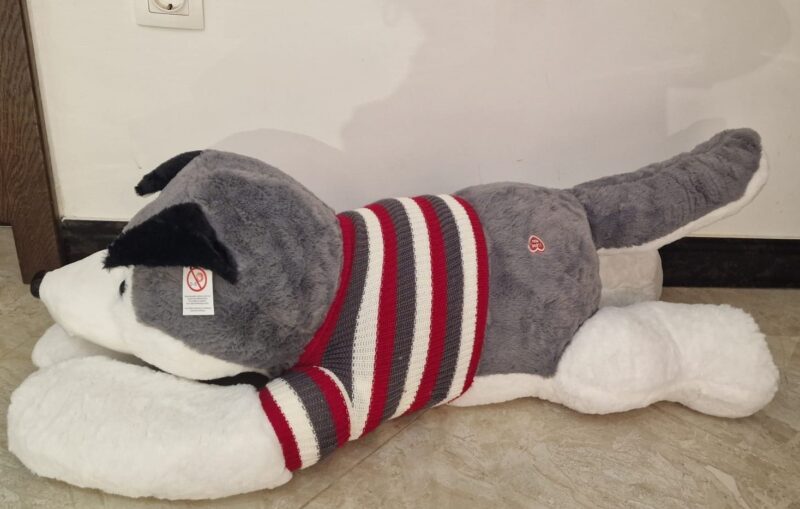 Perna lunga din plus Jucarie Catelul Husky moale si pufos imbracat