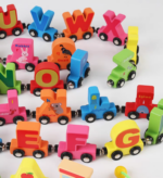 Tren magnetic Cifre 1-20 Joc educativ cu 26 Vagoane din lemn