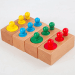 Jucarii Montessori Cilindri cu 3 Dimensiuni din lemn colorati 4 seturi