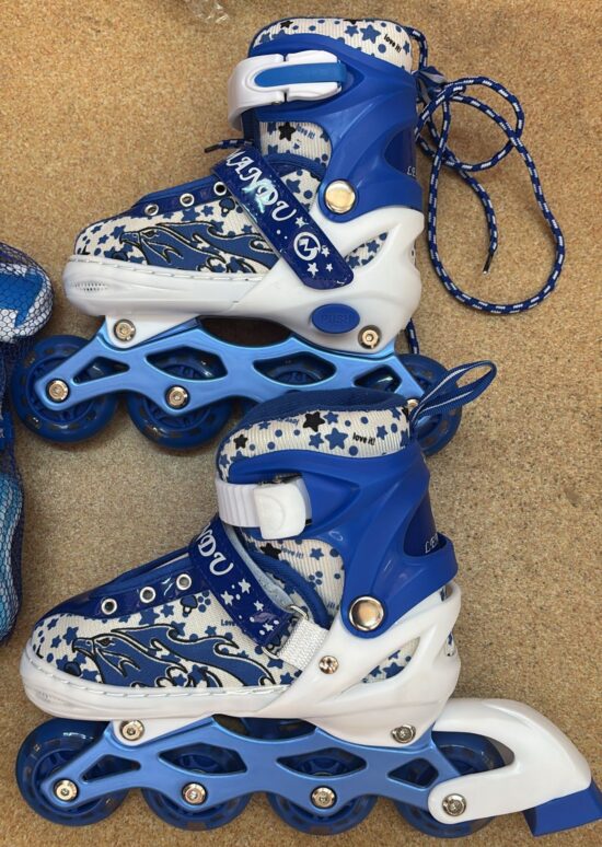 Role reglabile Bleu lumini Casca protectii Pozitionarea rotilor liniar