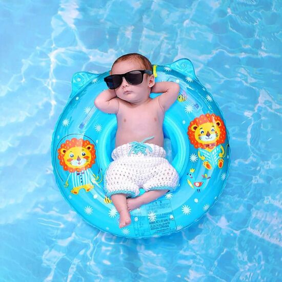 Colac gonflabil Leu pentru inot Bebe cu Chilotel si manere