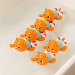 Set 6 Jucarii interactive bebe pentru baie Ursuletii inotatori