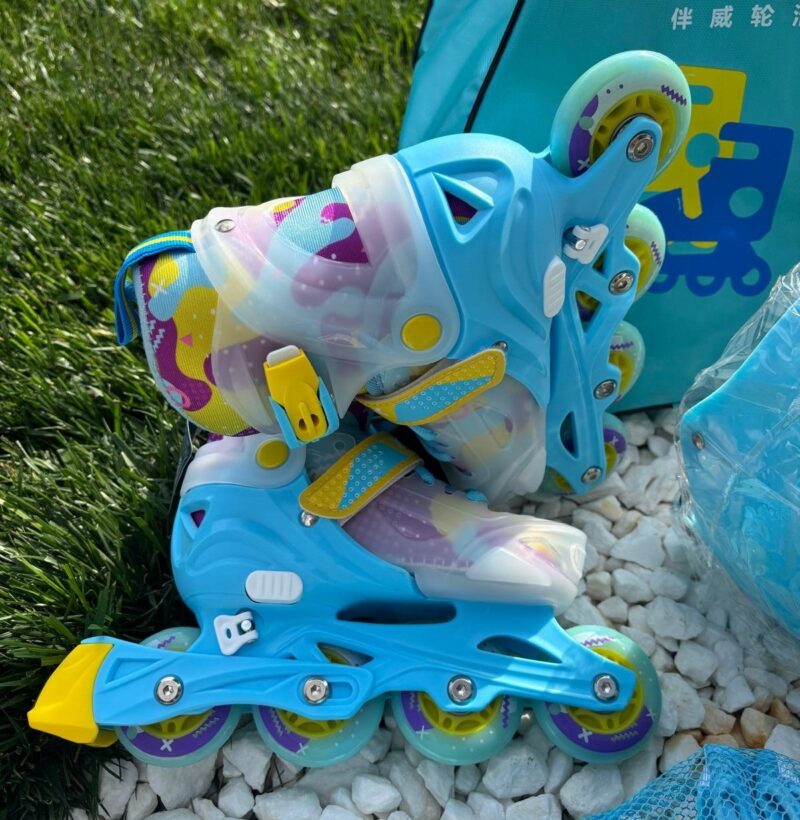 Set Role Reglabile Bleu cu protectii Pozitionarea rotilor 2in1