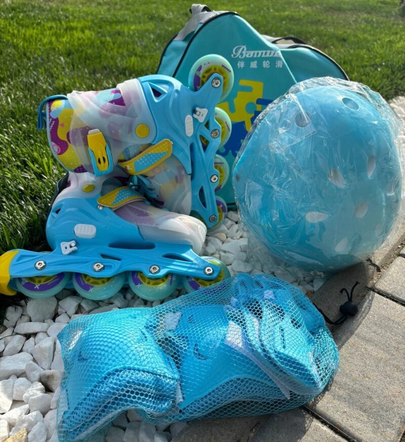 Set Role Reglabile Bleu cu protectii Pozitionarea rotilor 2in1