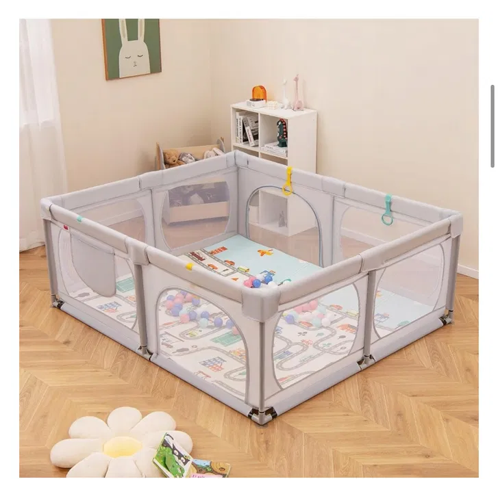 Tarc de joaca Gri cu ventuze Loc pentru bebelusi 60 bile colorate