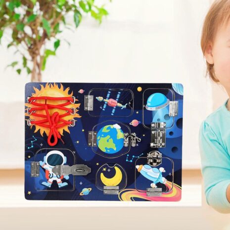 Placa senzoriala Montessori Spatiul cosmic cu planete Busy Board