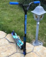 Trotineta Albastra cu Frana de picior pe Spate Scooter cu Lumini