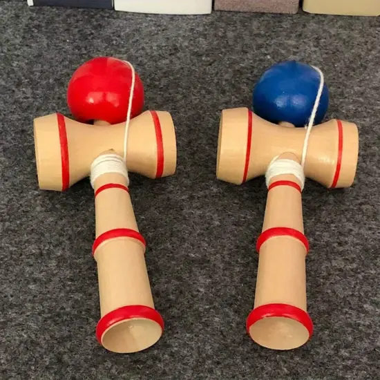 Jucarie Kendama 12cm Joc de indemanare din lemn antistres