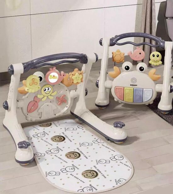 Antepremergator si Centru de joaca cu covoras si Zornaitori 4in1