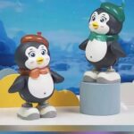 Jucarie interactiva copii Pinguinul cu sunete lumini si Danseaza