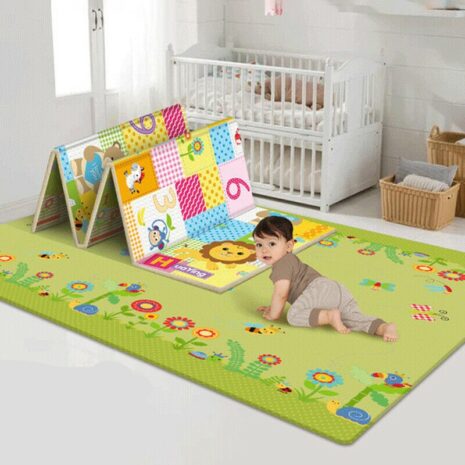 Covor pliabil de joaca Leul din padure cu 2 fete 180*200cm bebe